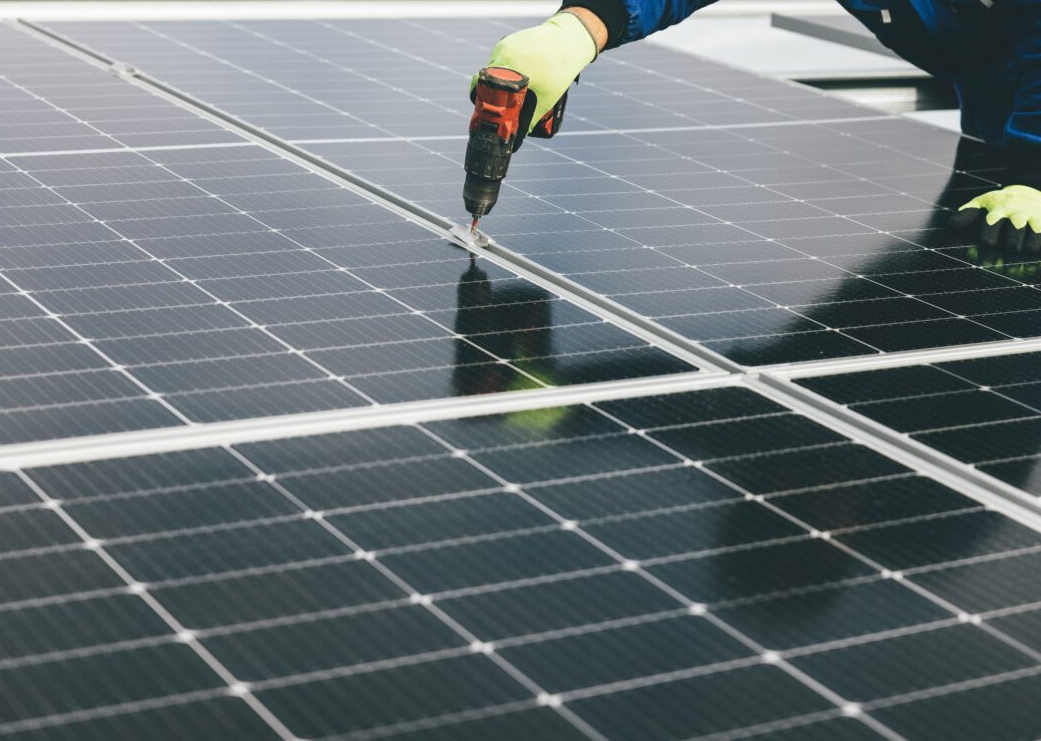 Residential solar installation detail